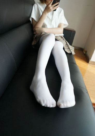 动漫美女下部隐私_4K高清视频观看