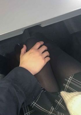 燃烧女子的肖像_JVID性感写真
