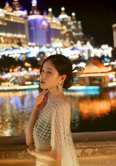 顶楼的大象电影完整版_HD免费电视剧