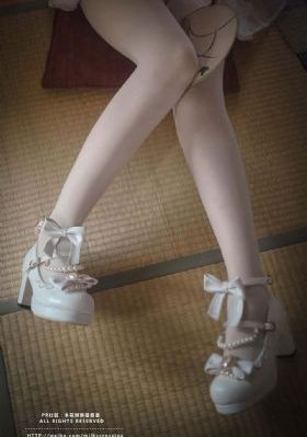笼中女囚剧情_BD英语电影全集观看