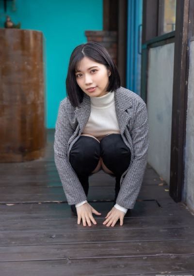 三个男人添一个女人p的视频_蓝光高清电影在线